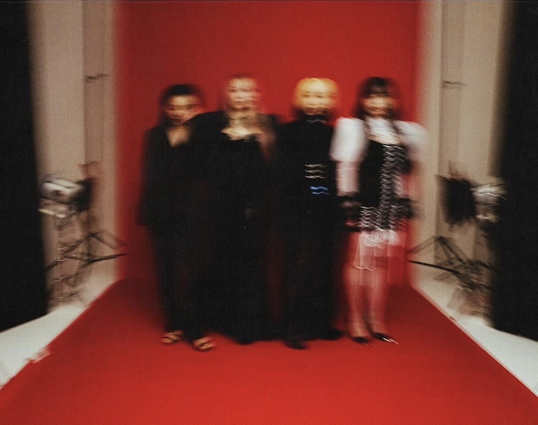 2NE1
