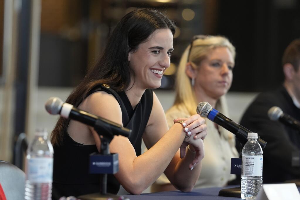 Caitlin Clark (ii)