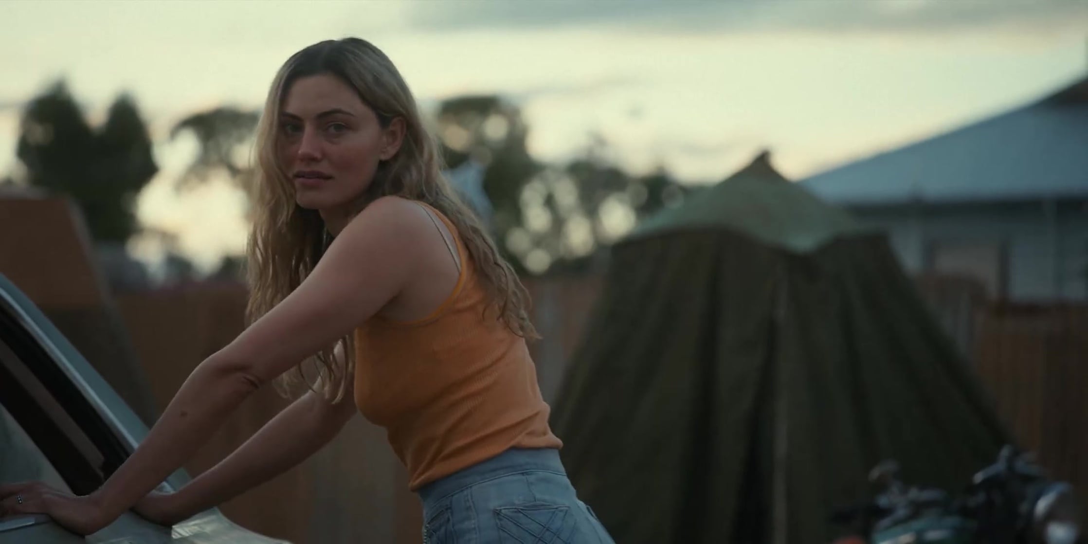 Phoebe Tonkin