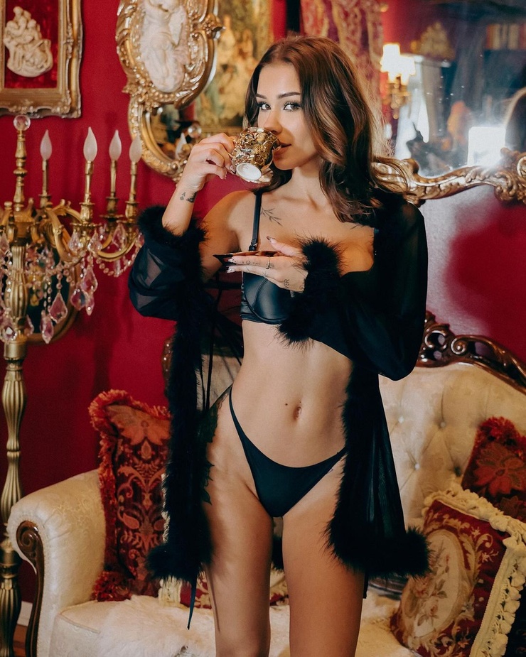 Picture of Bella saintcair