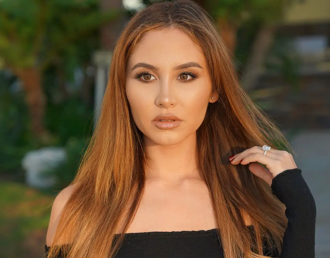 Catherine Paiz Catherine Paiz