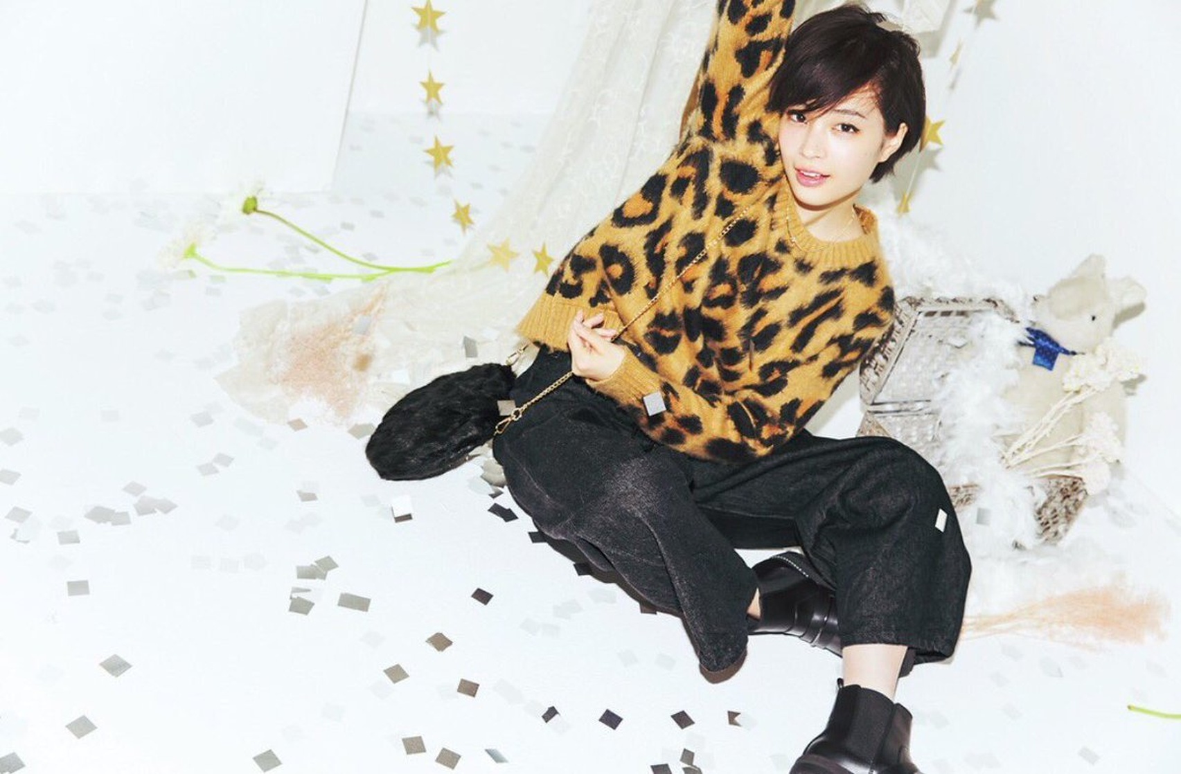 Suzu Hirose