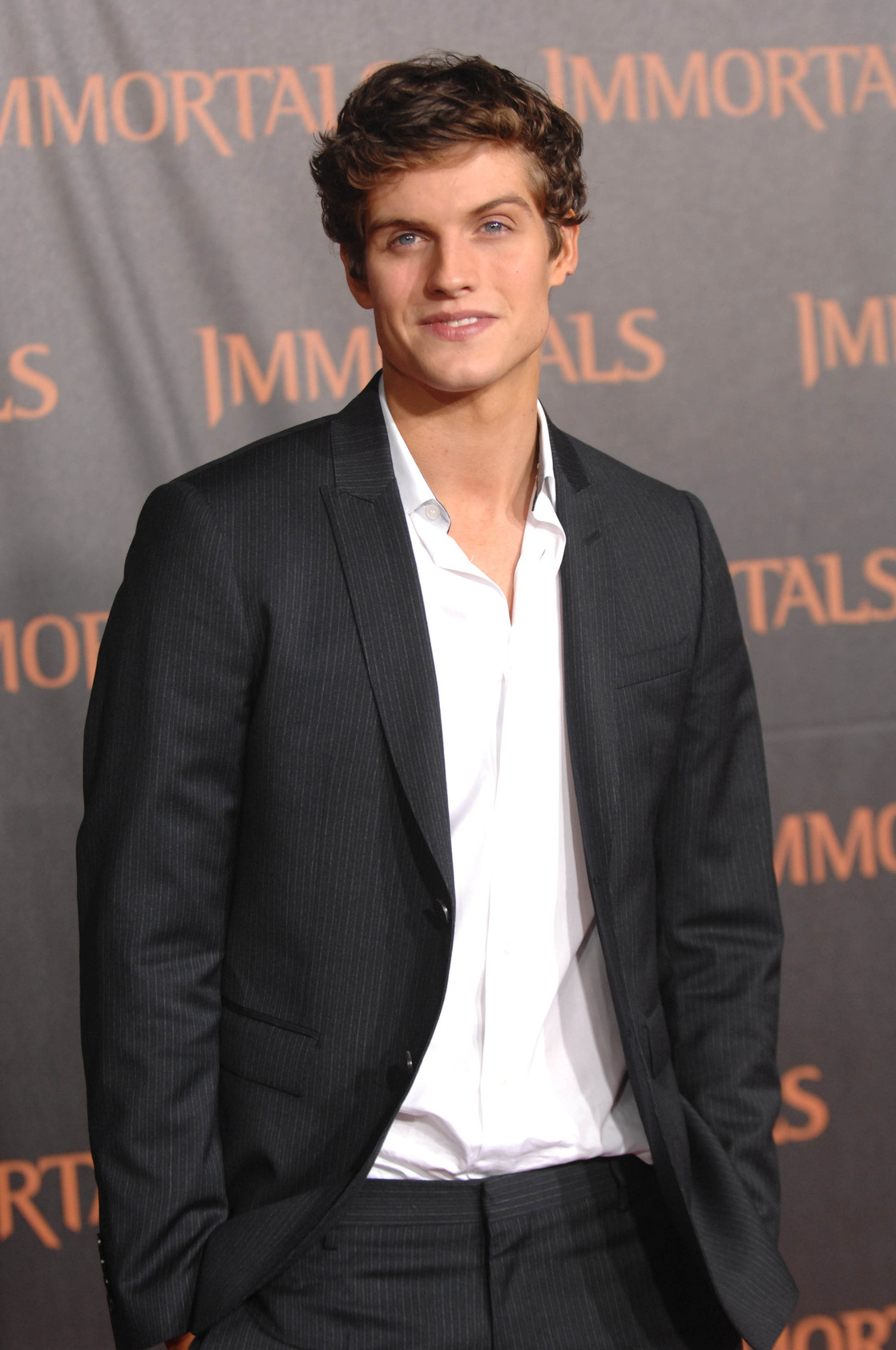 2019 year - Daniel Sharman (born 1986) 2019 year