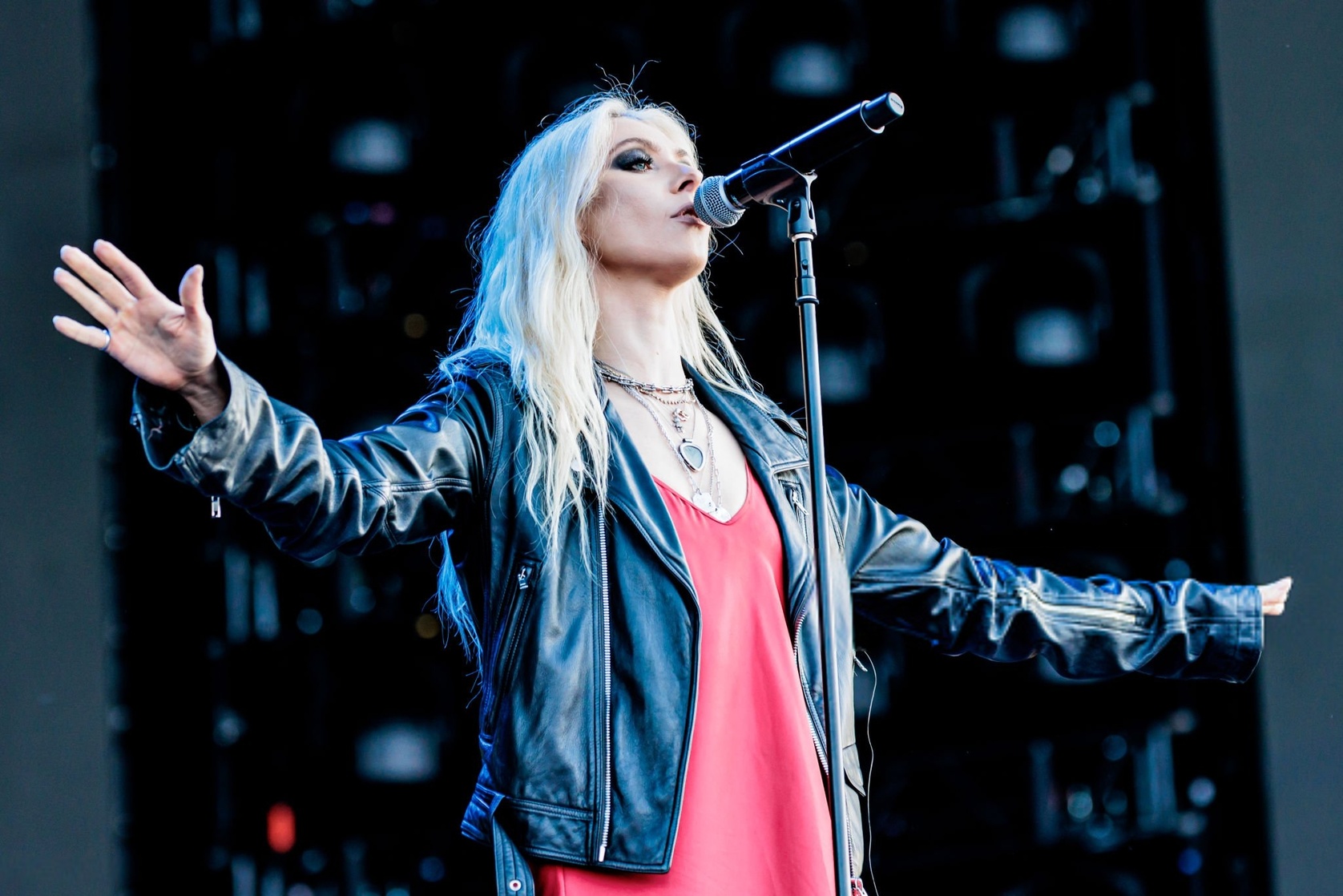 Taylor Momsen