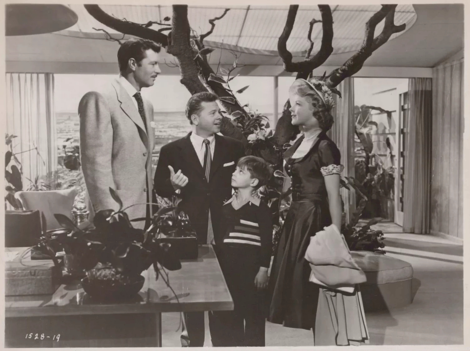 The Strip (1941)