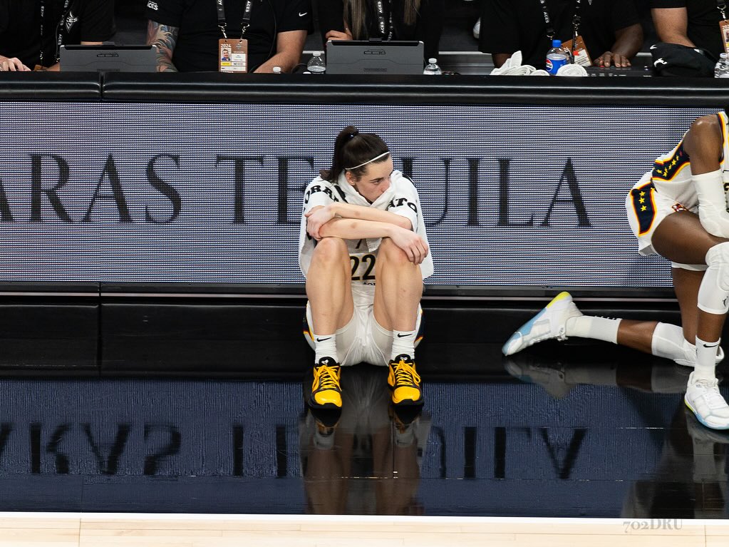 Caitlin Clark (ii)