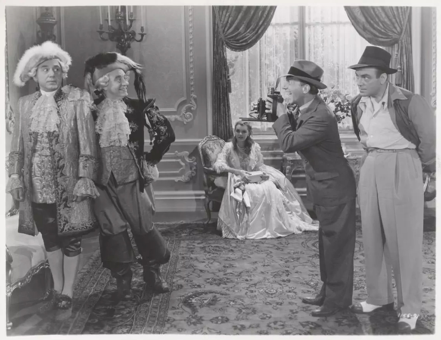 Hellzapoppin'