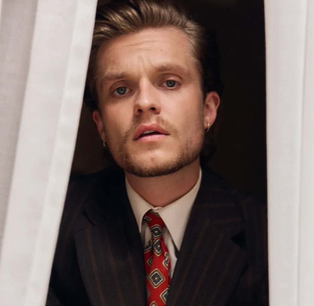 Tom Glynn-Carney