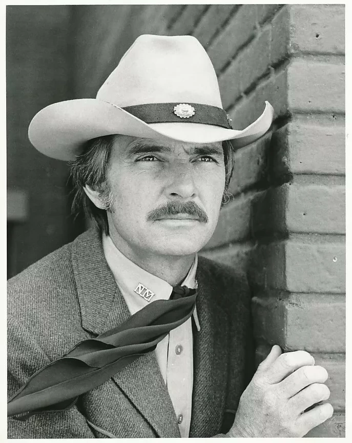 Dennis Weaver