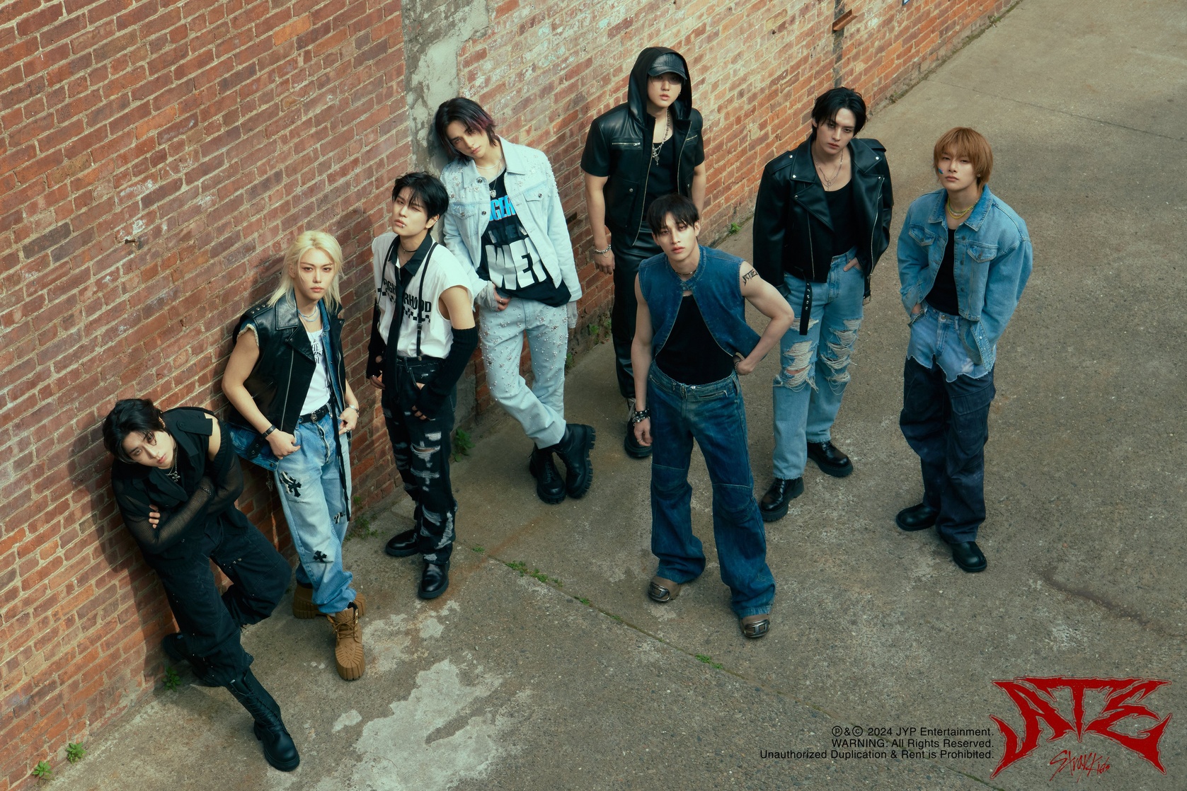 Stray Kids