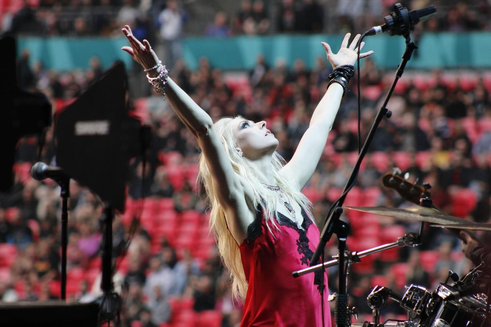 Taylor Momsen
