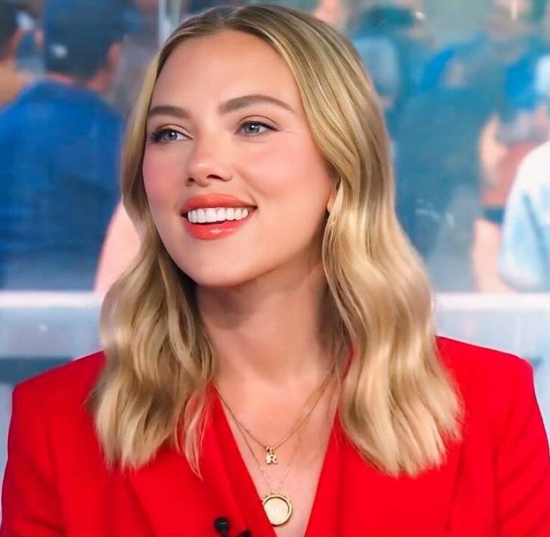 Scarlett Johansson Scarlett Johansson