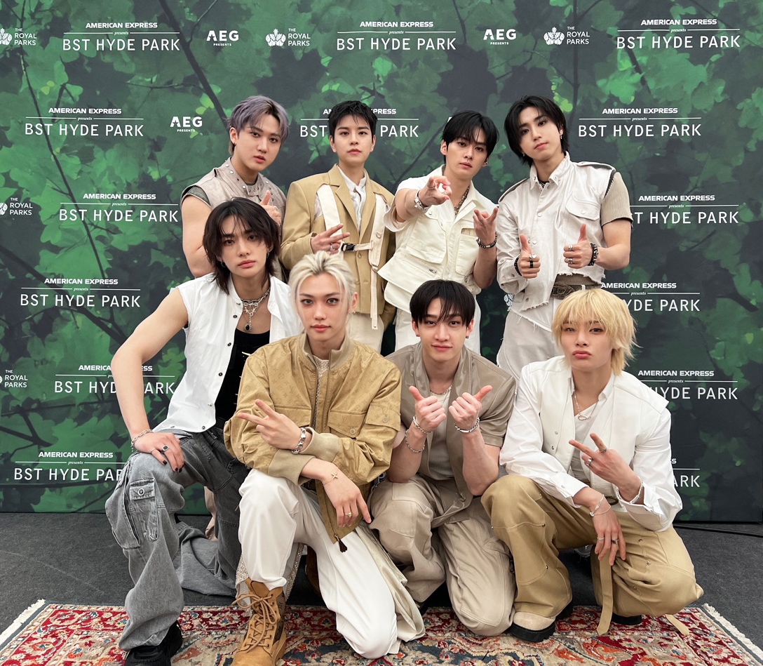 Stray Kids