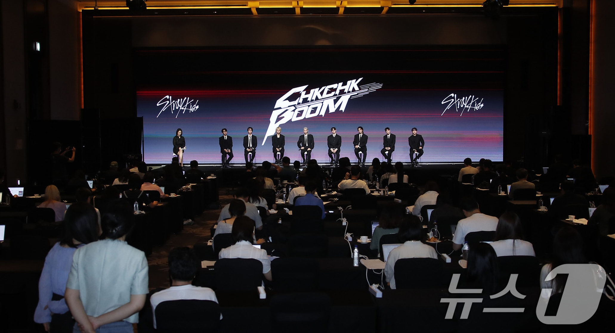 Stray Kids