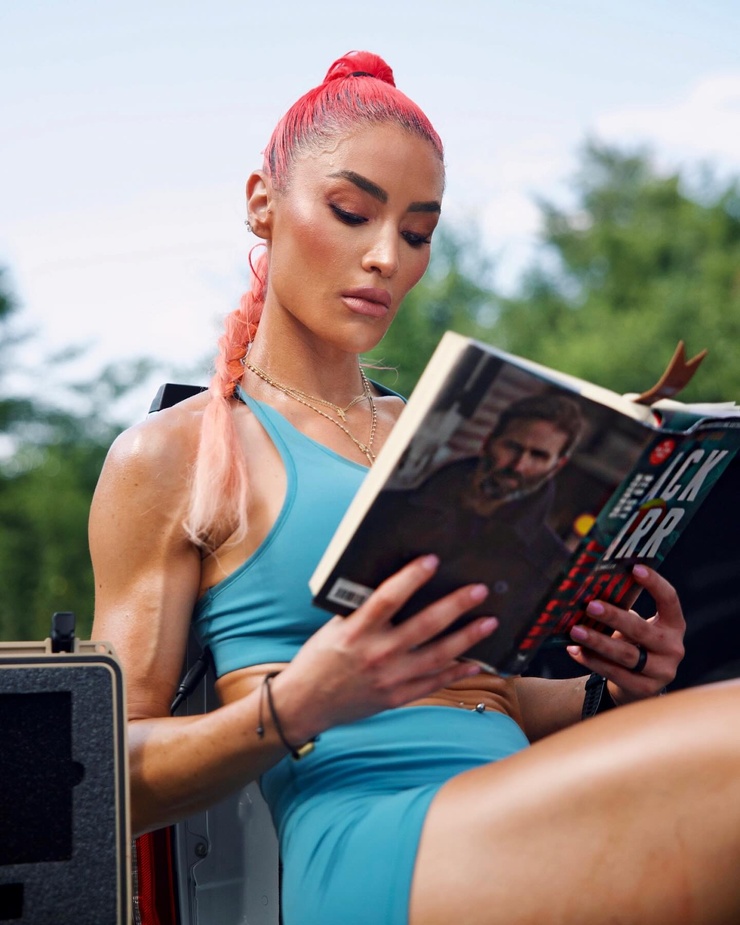 Picture of Natalie Evamarie