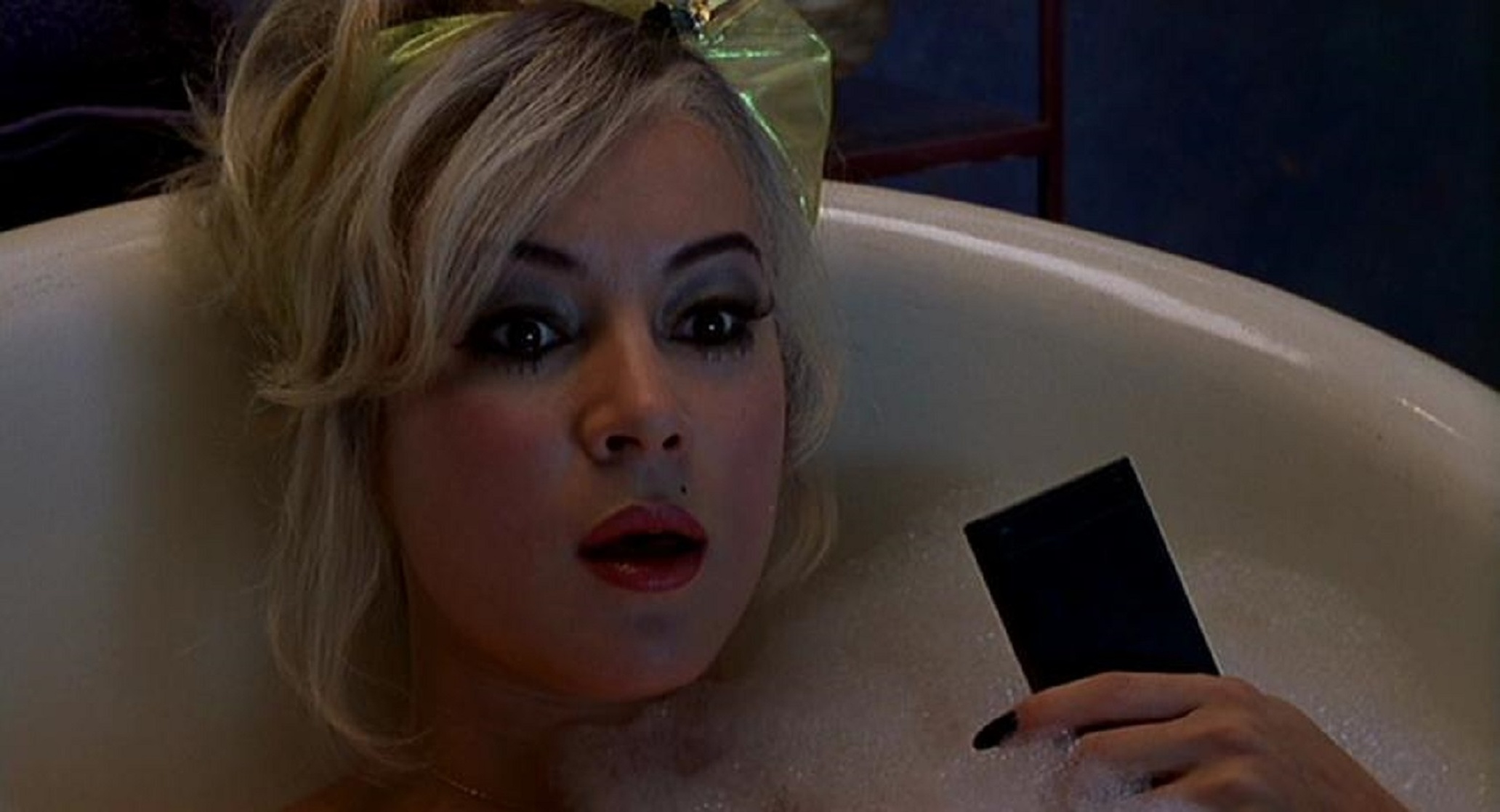 Jennifer Tilly