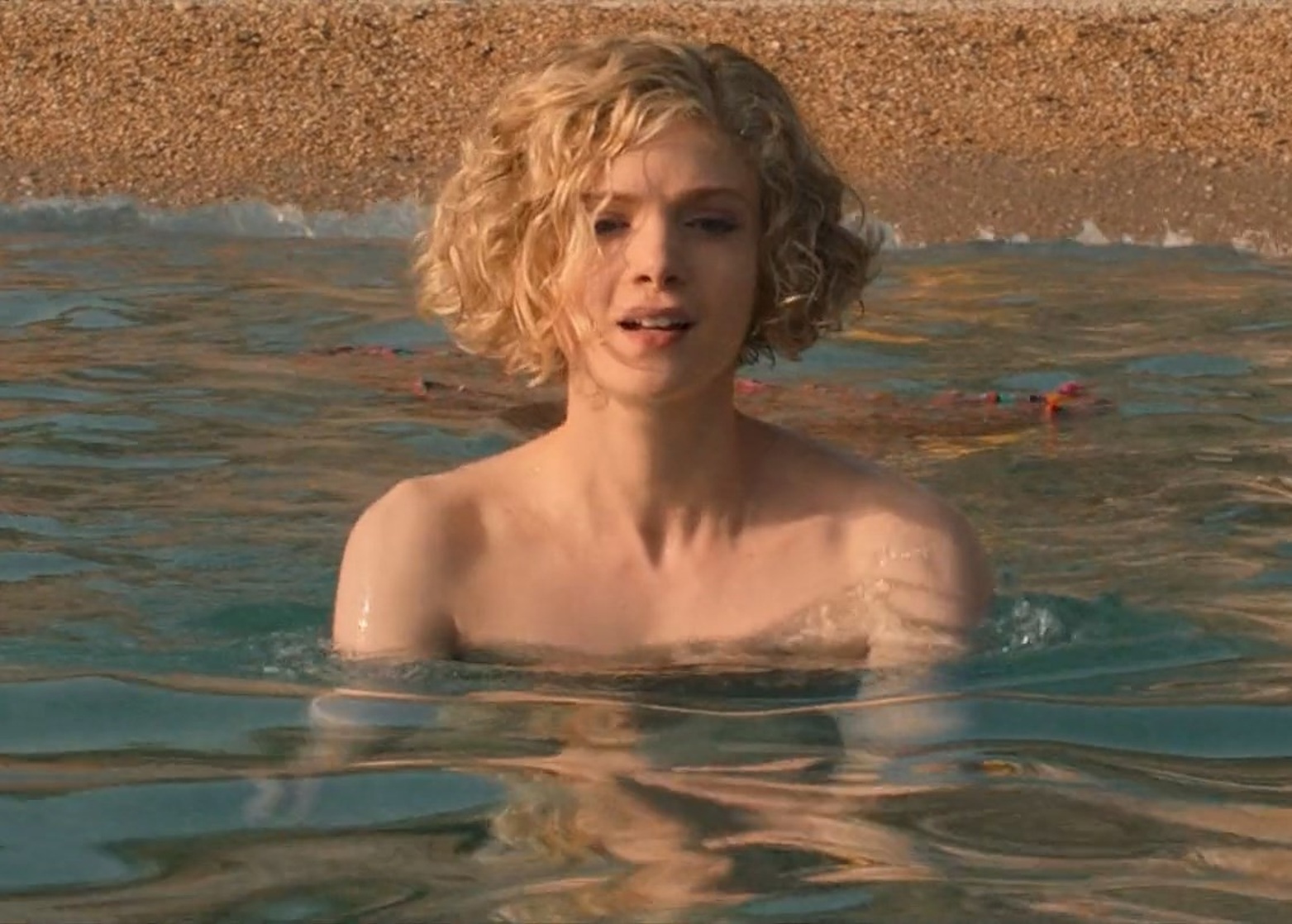 Elena Kampouris Elena Kampouris