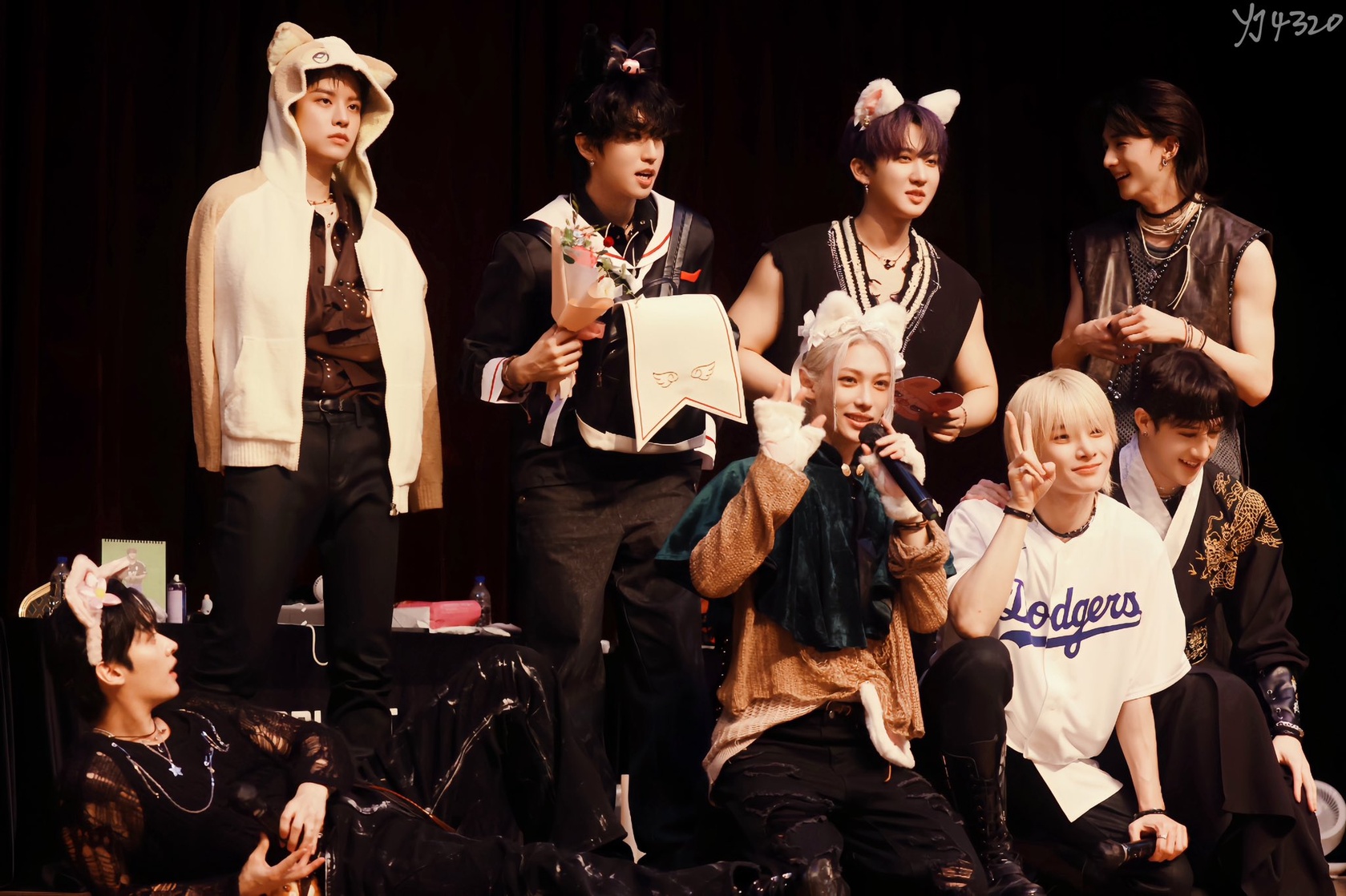 Stray Kids