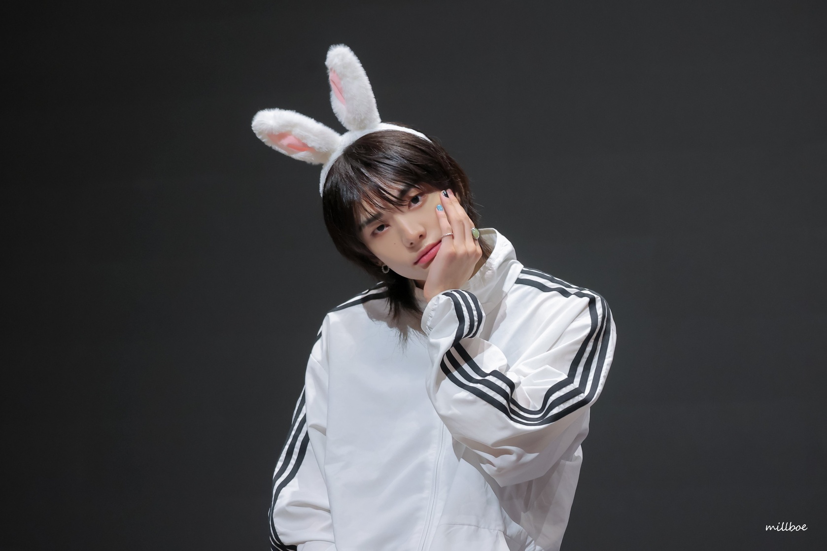 Hyun-Jin Hwang