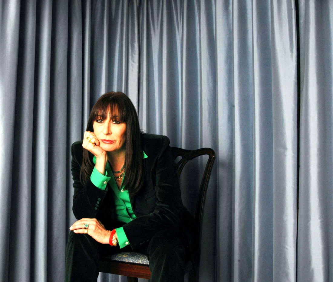 Anjelica Huston