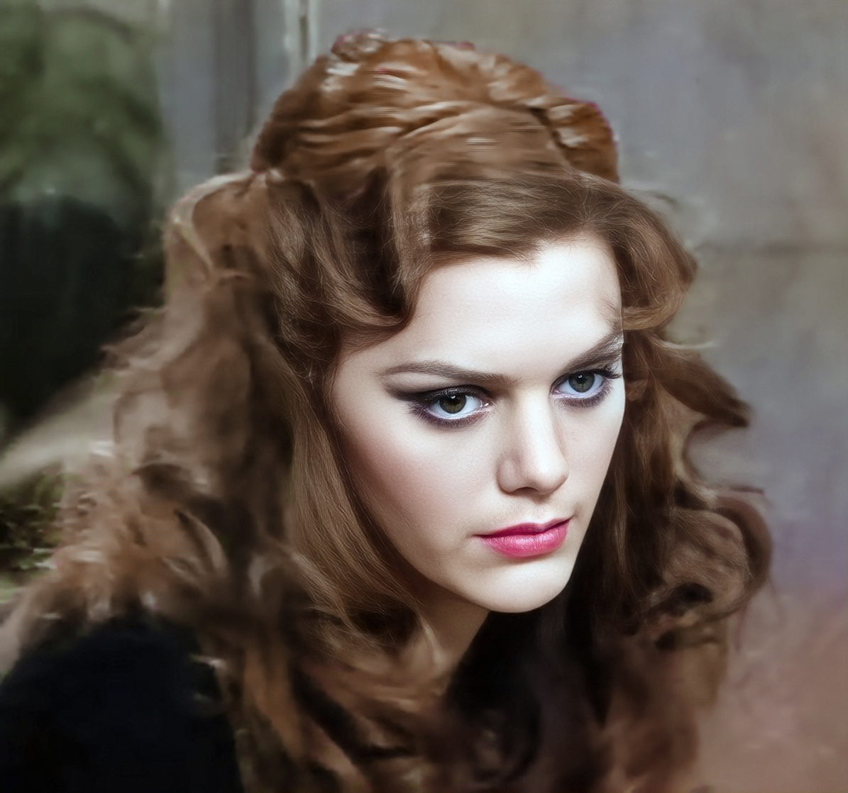 Tina Aumont Tina Aumont