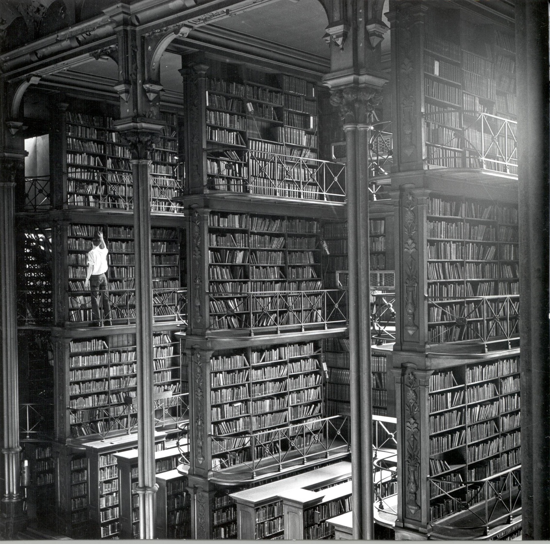 Old Main Library (Cincinnati) Old Main Library (Cincinnati)
