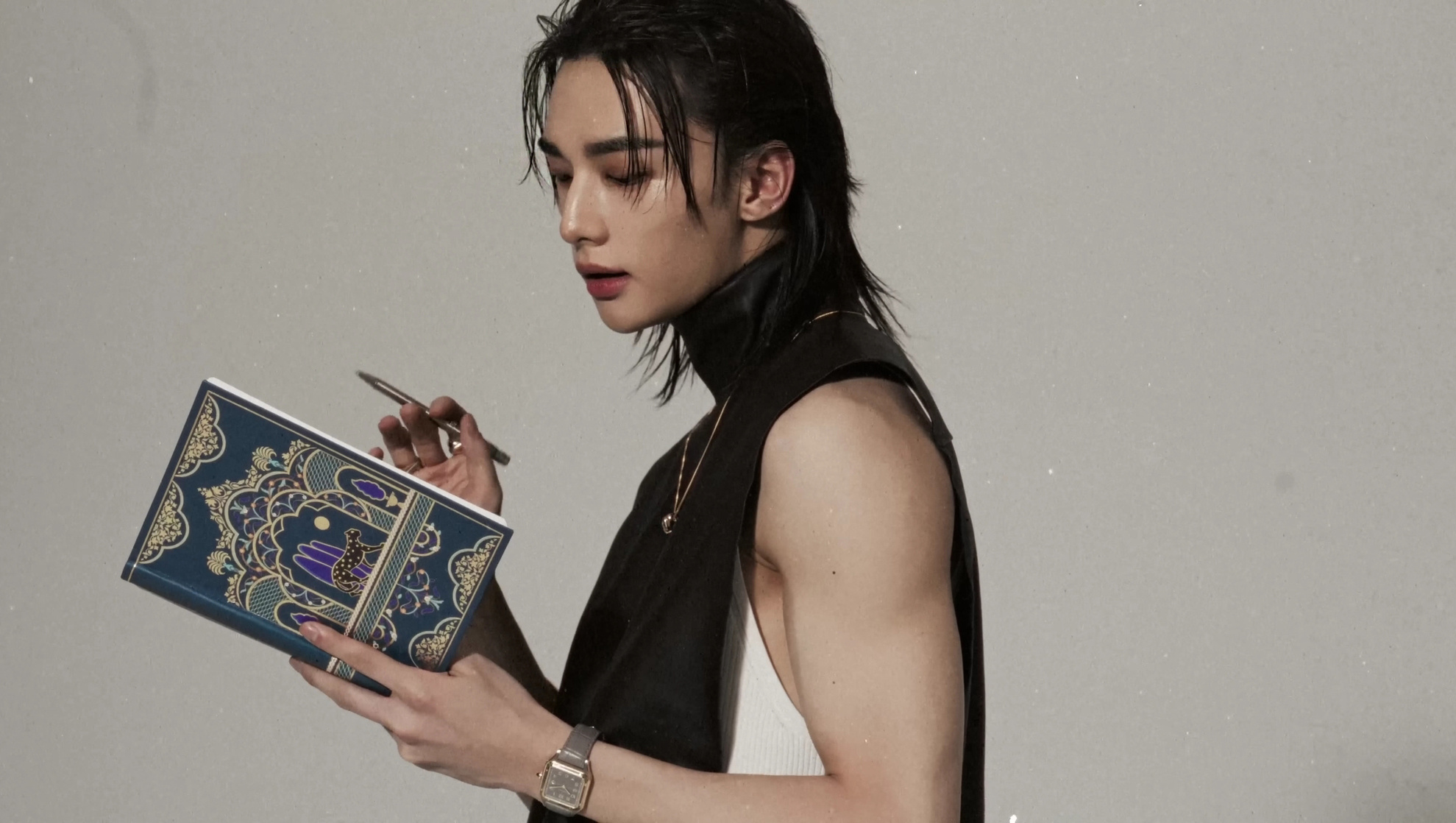 Hyun-Jin Hwang