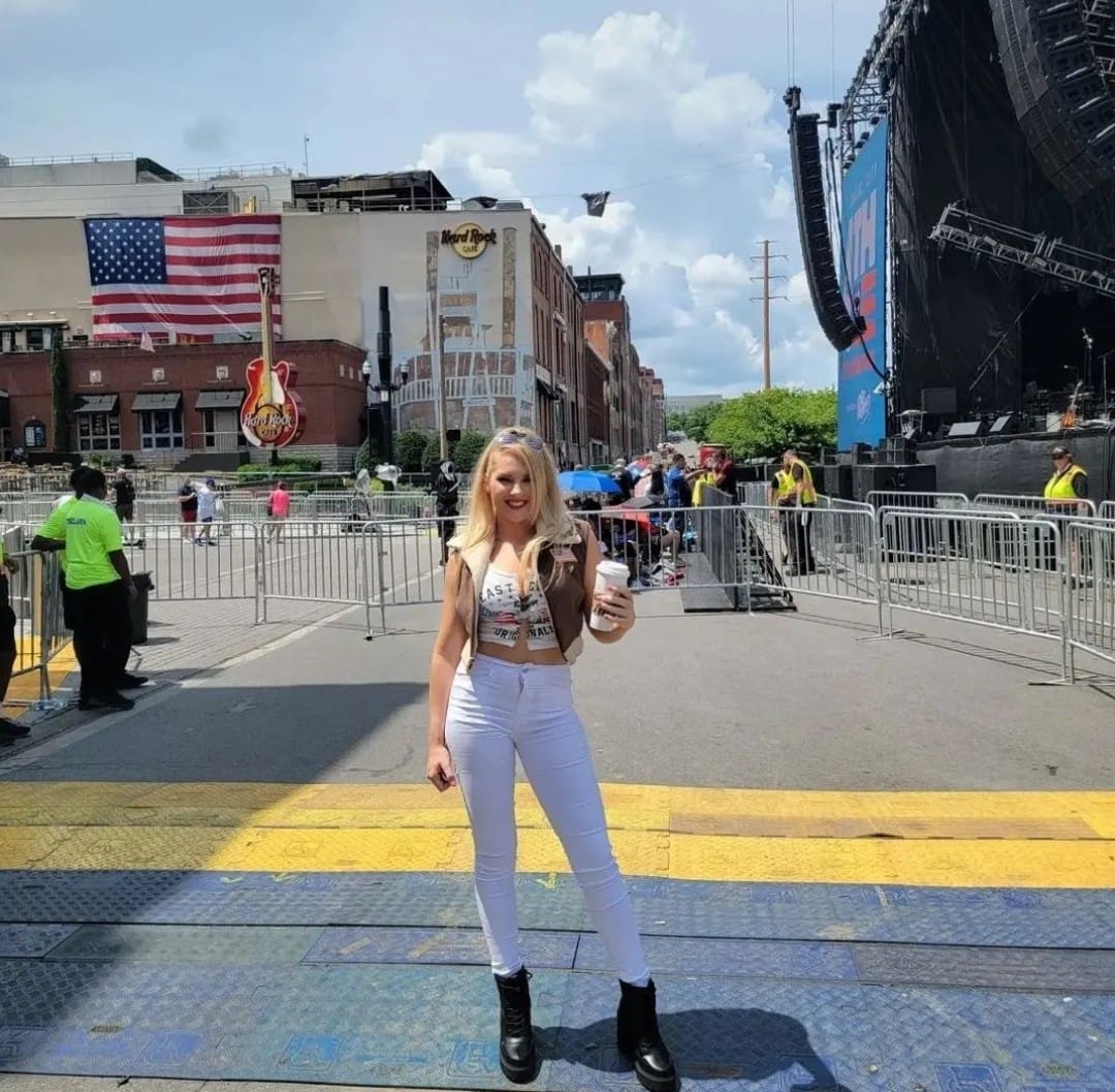 Macey Estrella