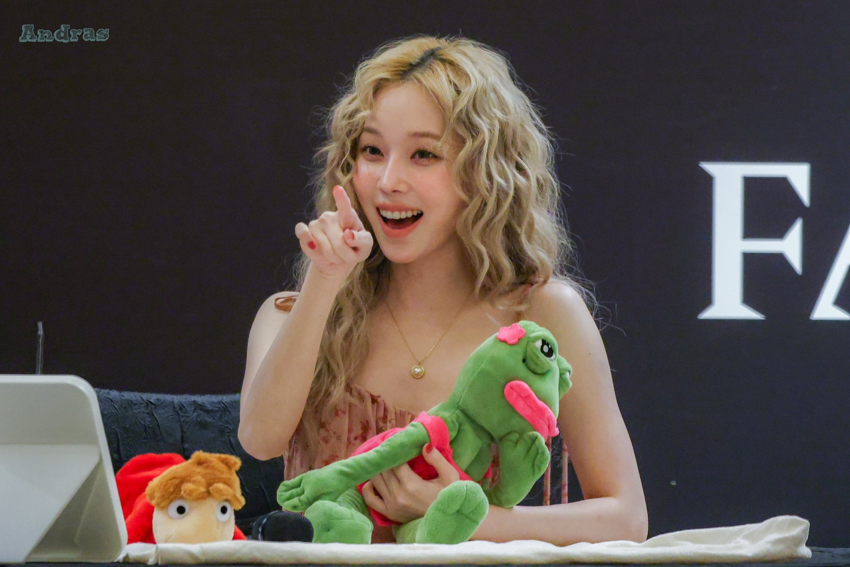 Min-Jeong Kim