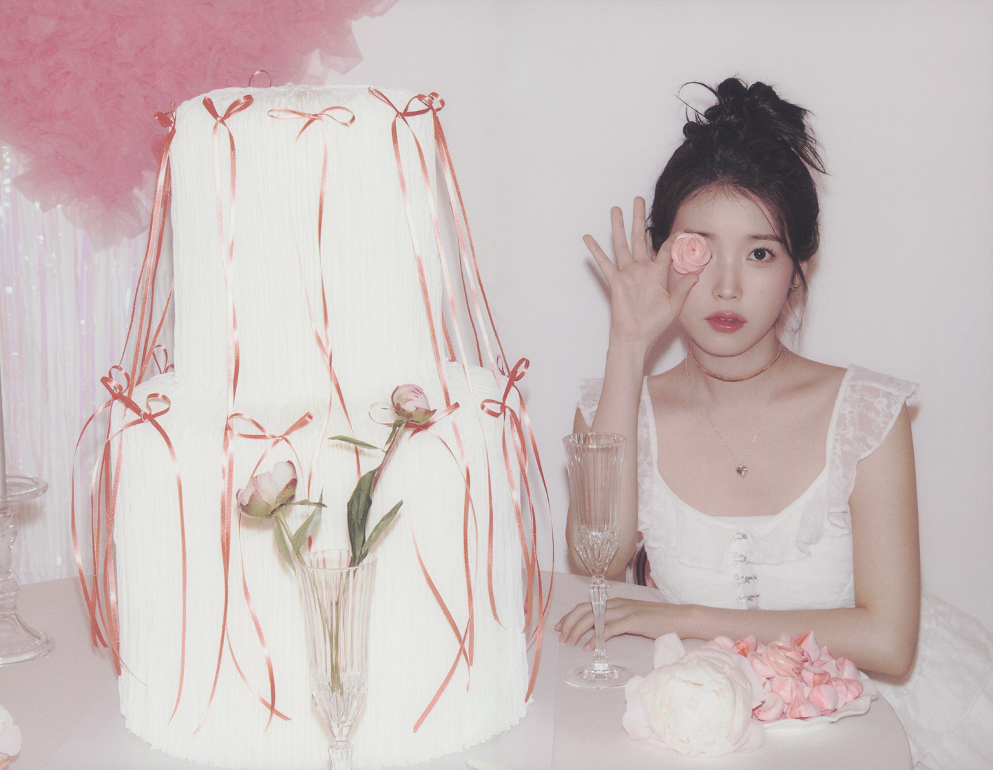 IU