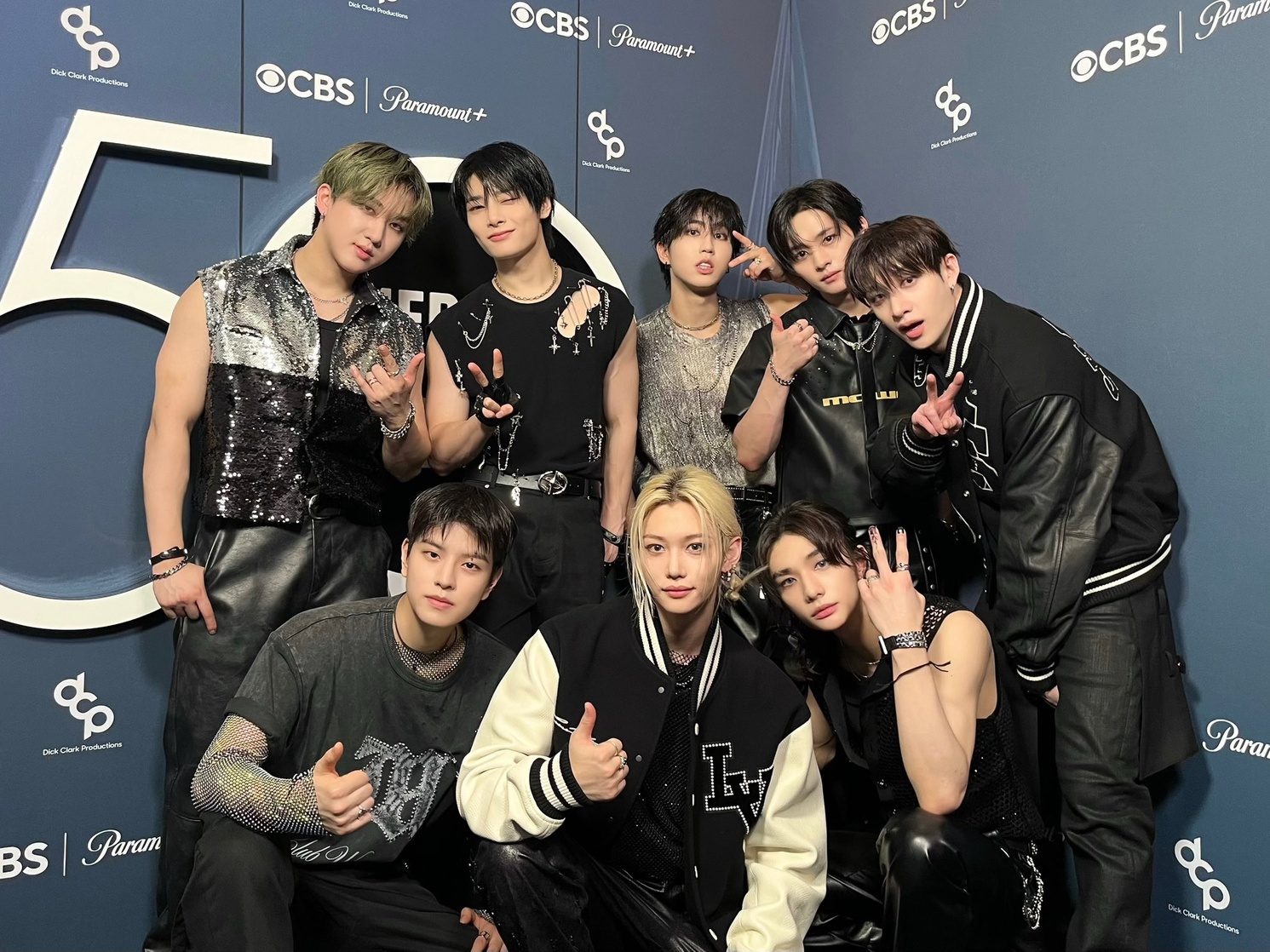 Stray Kids