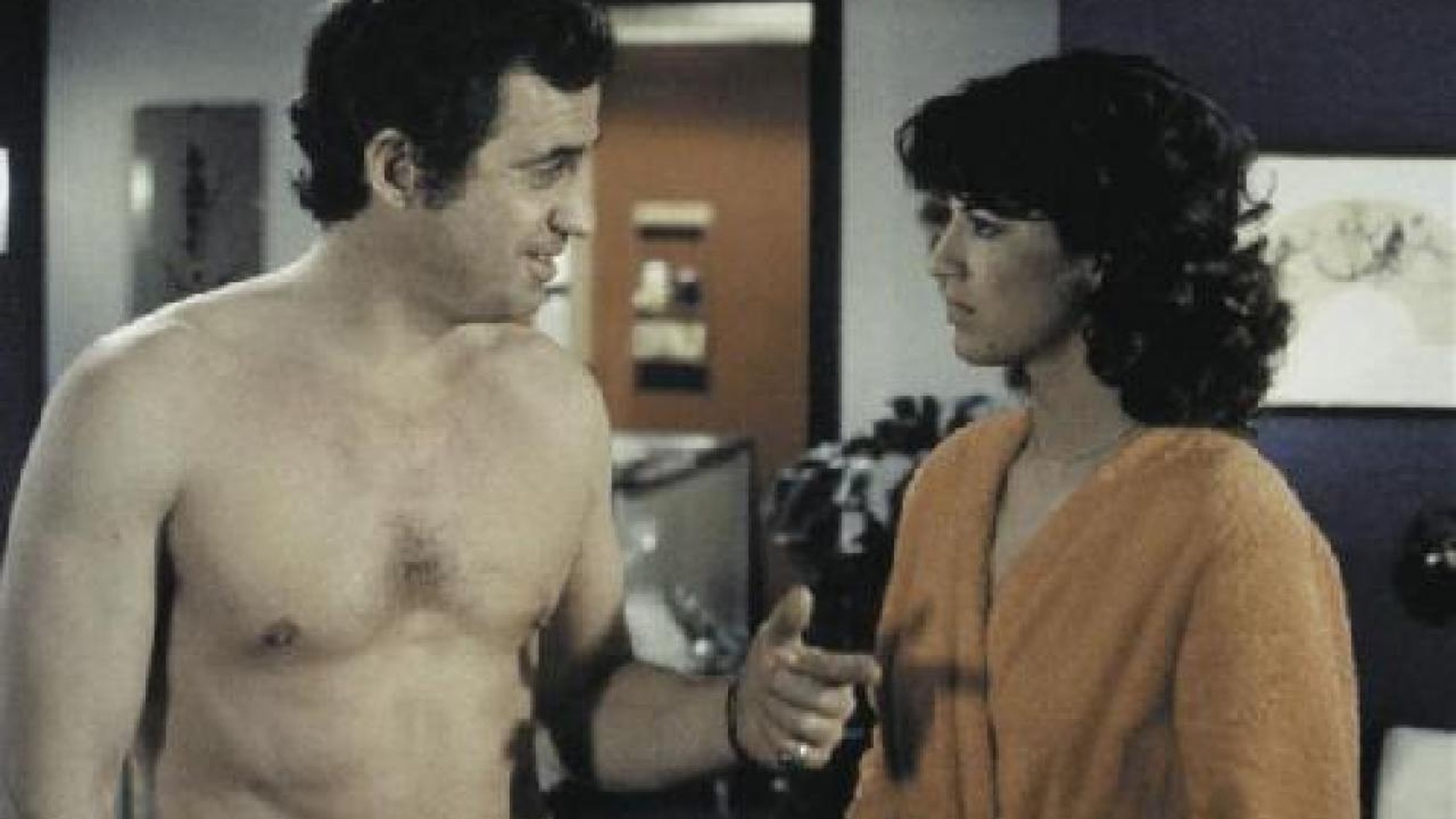 Fear Over the City (1975)