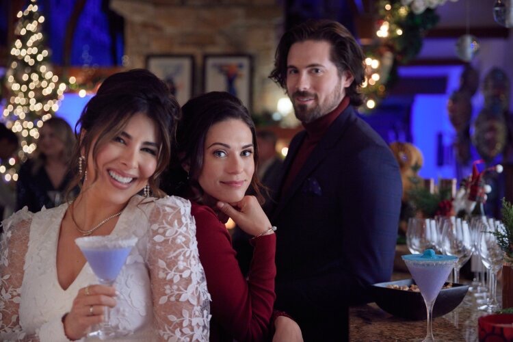 Holiday Crashers
