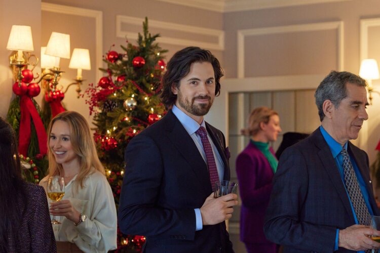 Holiday Crashers
