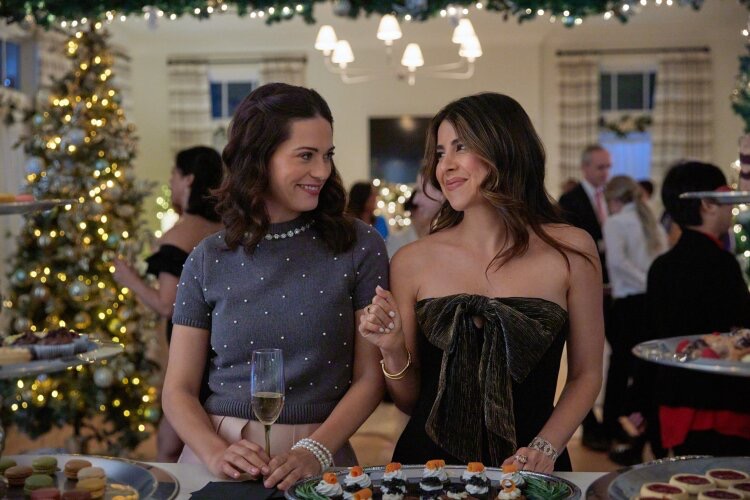Holiday Crashers