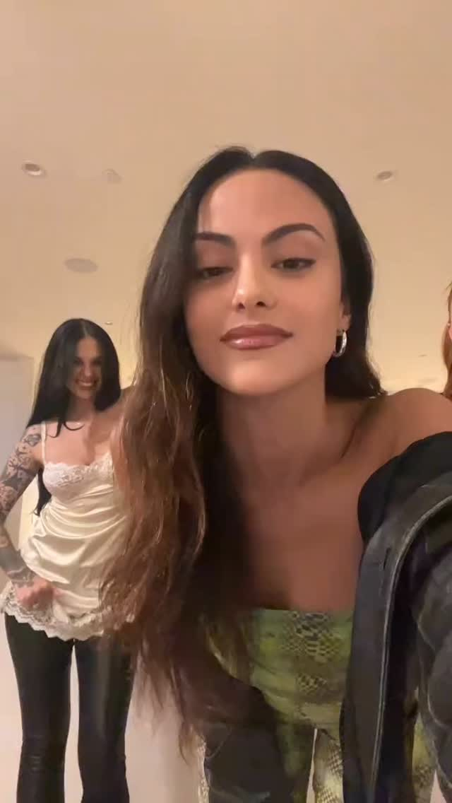 Picture of Camila Mendes