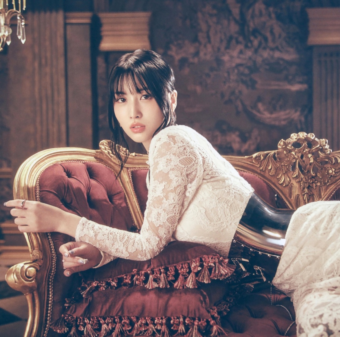 Hirai Momo