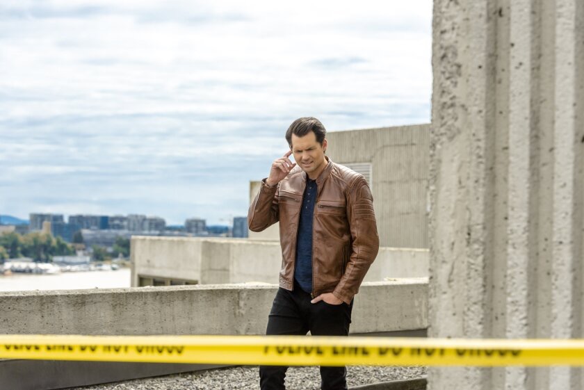 Kristoffer Polaha