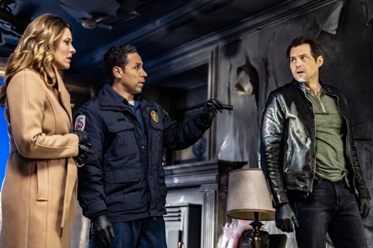 Kristoffer Polaha