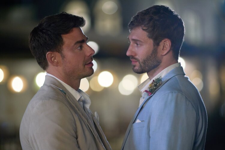 The Groomsmen: Second Chances