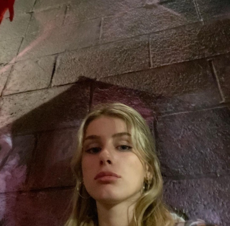 via Instagram (@oliviarouyre)