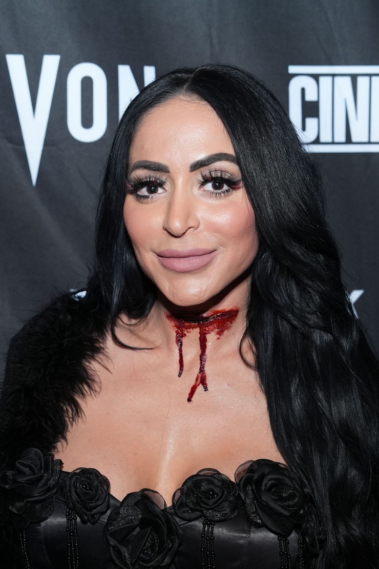 Picture of Angelina Pivarnick