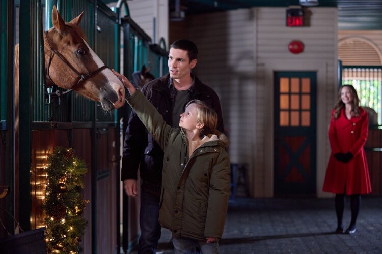 Debbie Macomber's Joyful Mrs. Miracle
