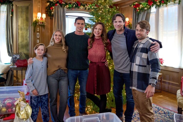 Debbie Macomber's Joyful Mrs. Miracle