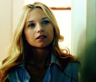Picture of Vanessa Ray