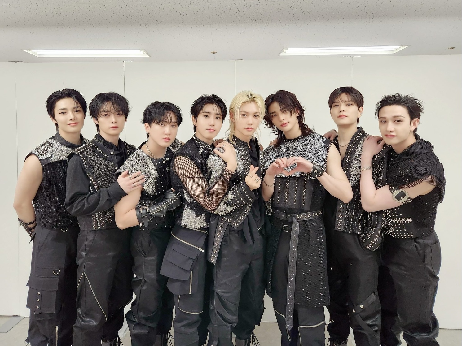 Stray Kids