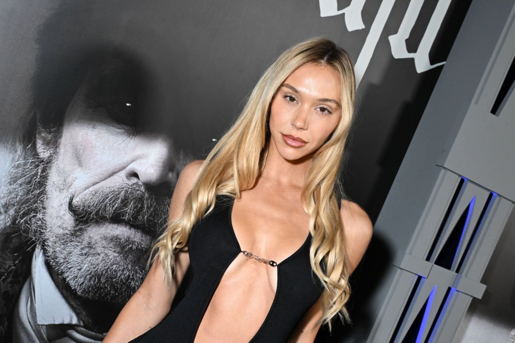 Alexis Ren Alexis Ren
