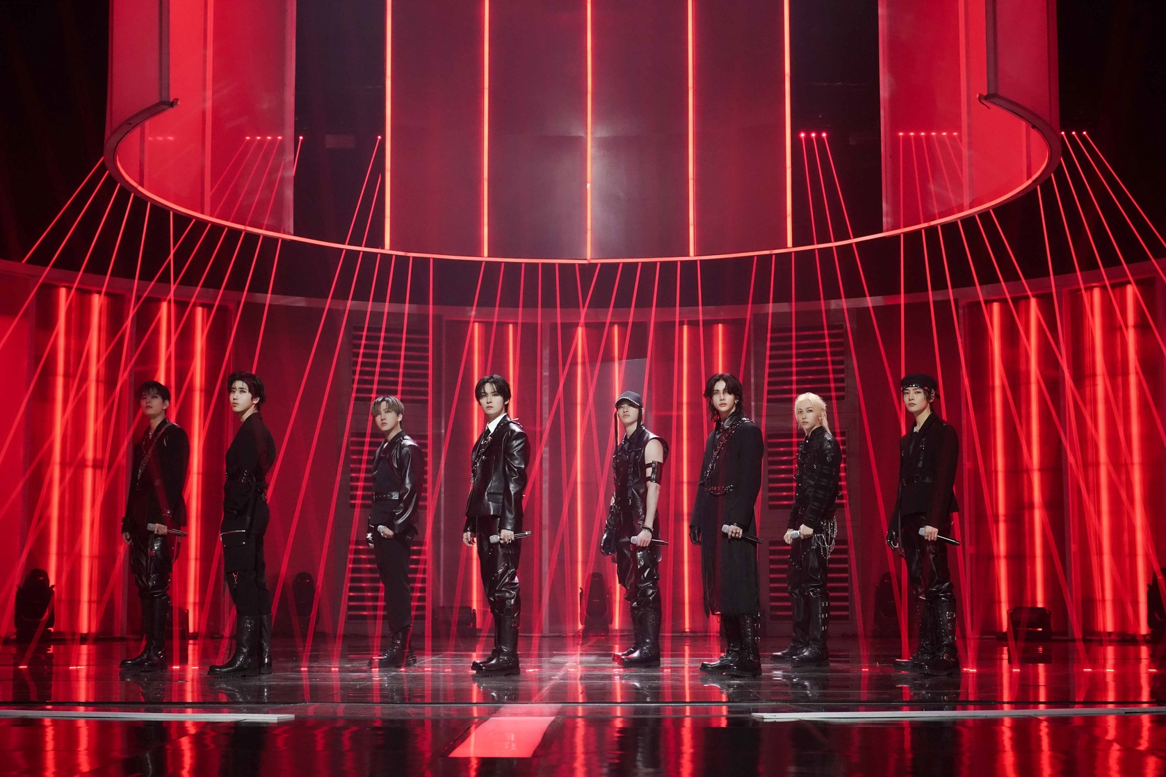 Stray Kids
