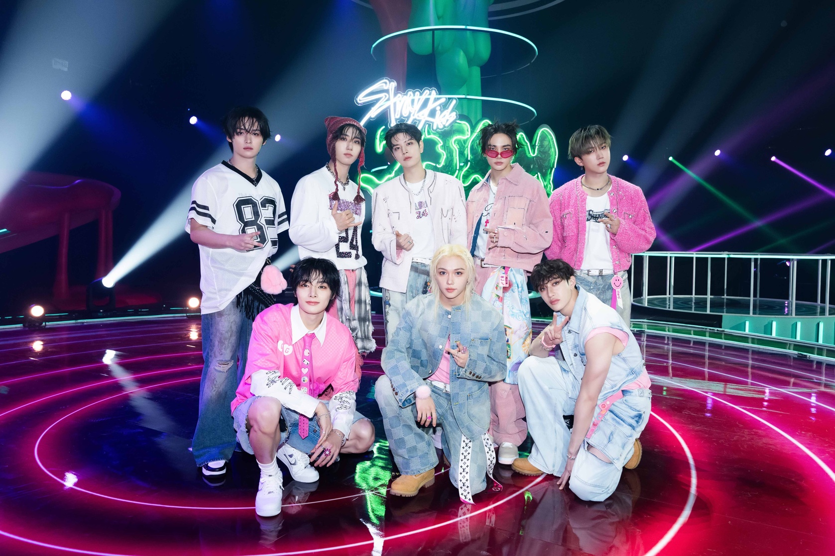 Stray Kids