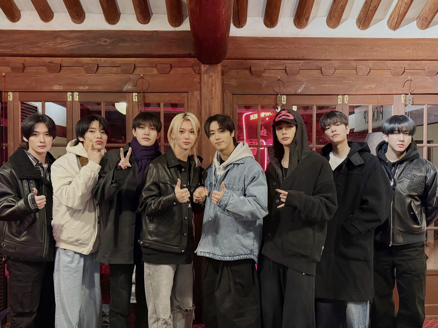 Stray Kids